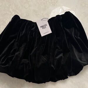 Princess Polly bubble Black Mini Skirt Size 6